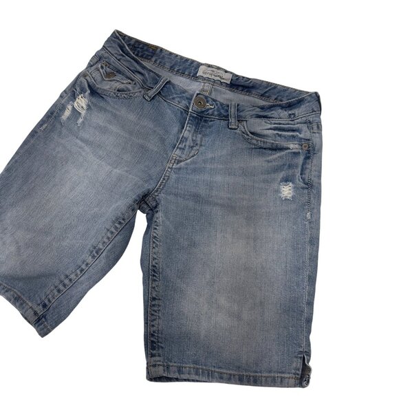 Aeropostale Womens Distressed Bermuda Denim Shorts 7/8 Low rise Blue Cotton - Picture 10 of 10